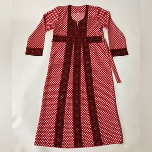 Embroidered Middle Eastern Girls’ Dress Size 9-10 Juniors Brand New